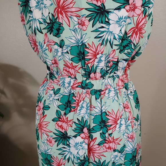 Lost + Wander Maxi Sleeveless with peep hole in the middle of dress Size L - Picture 9 of 10